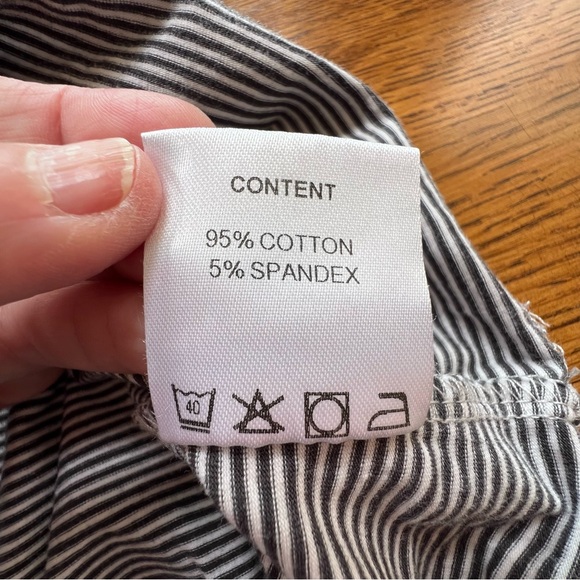 ⭐️ EllandEm Ell and Em Cha Cha Striped Black and White Graphic Tee MEDIUM - Picture 12 of 12